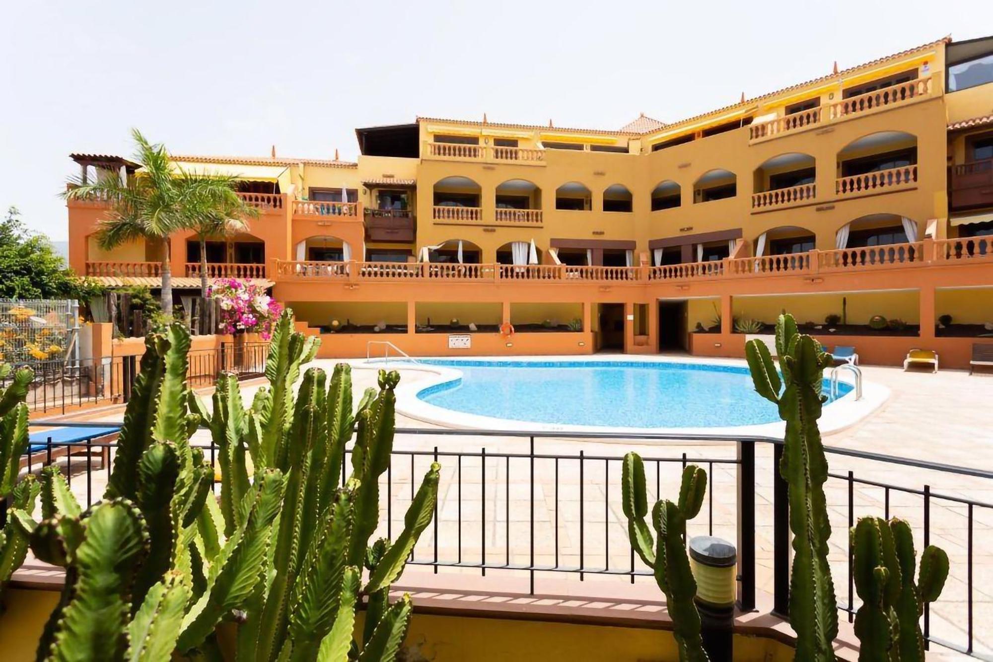 Eden Rentals Elite Palace Suites Costa Adeje Dış mekan fotoğraf